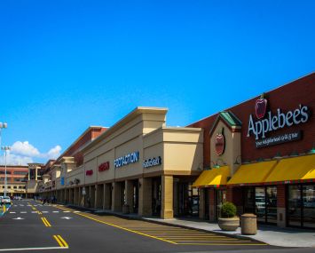 Mall at Bay Plaza