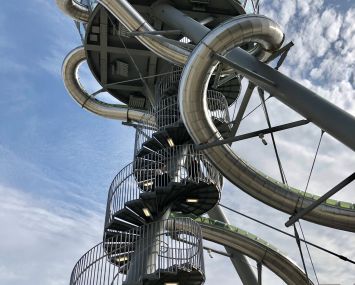 Aventura Slide Tower
