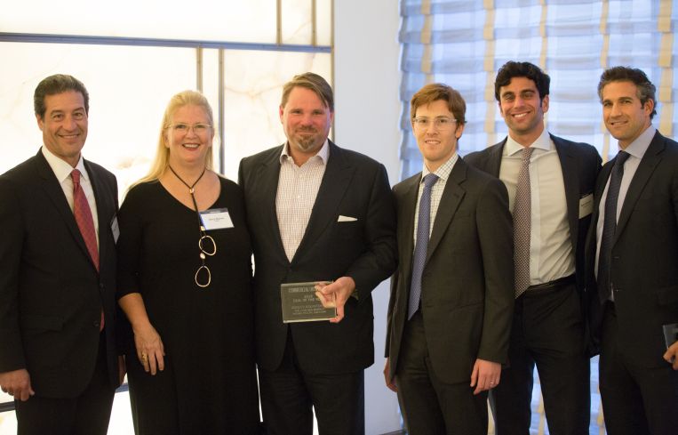 From L to R:CBRE's Bill Shanahan and Darcy Stacom, Jamestown's Michael Phillips, Joshua Wechter and David Himmel, (...).