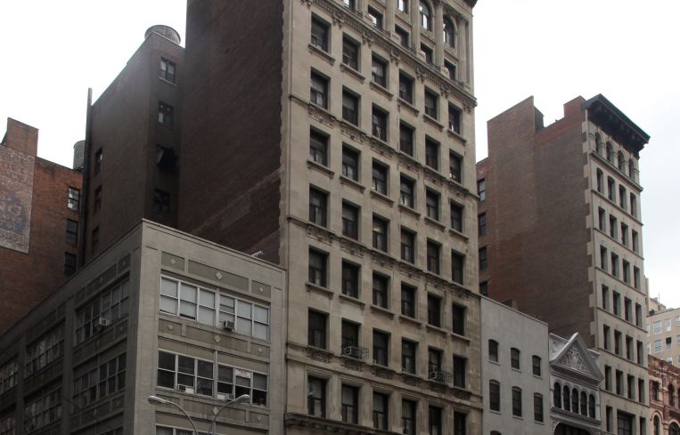 236 Fifth Avenue