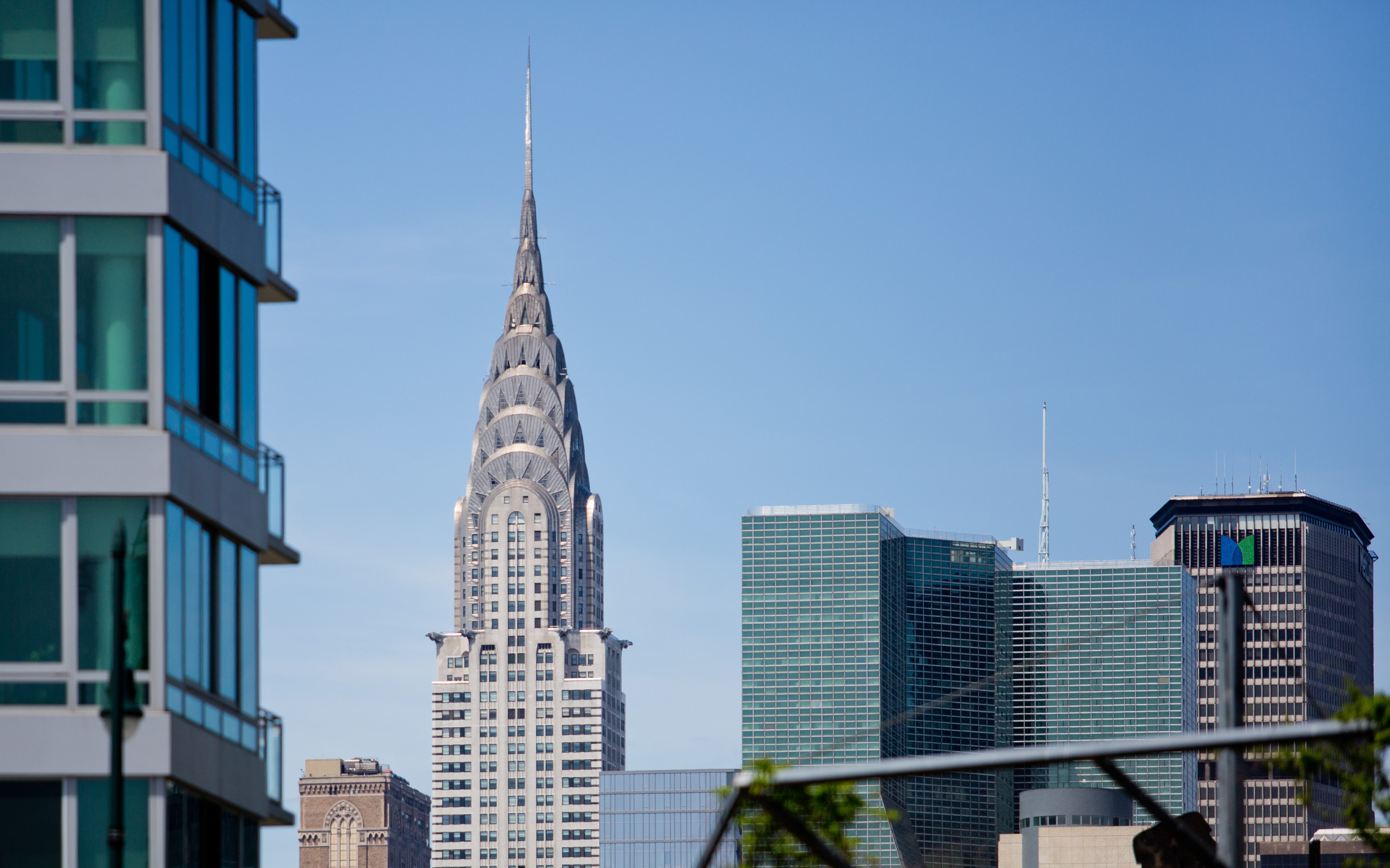 Mack Real Estate Provides 67M in RFR’s 150M Chrysler Building Purchase Commercial Observer