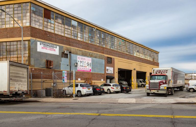Fly E-Bike Signs 52K-SF Industrial Lease in Maspeth - Commercial Observer