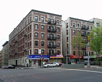 3661 Broadway