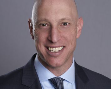 Russell Schildkraut.