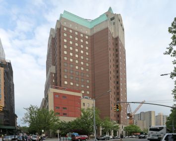 1 Pierrepont Plaza.