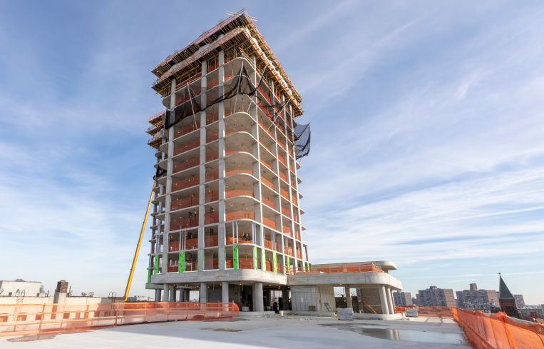 The slimmer residential portion of The Dime rises out of the commercial base. This was taken from the fifth-floor terrace and amenity space.