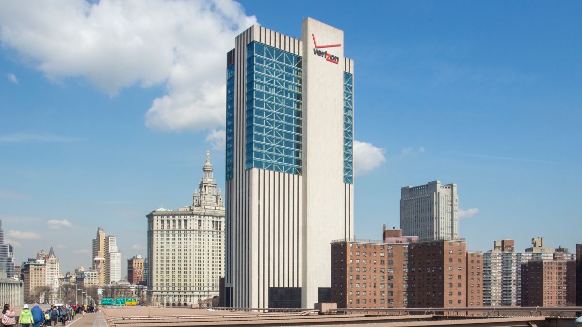 Under Construction: The Former Verizon Building at 375 Pearl Street – Commercial Observer