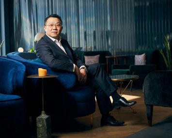 Wei Bo.
