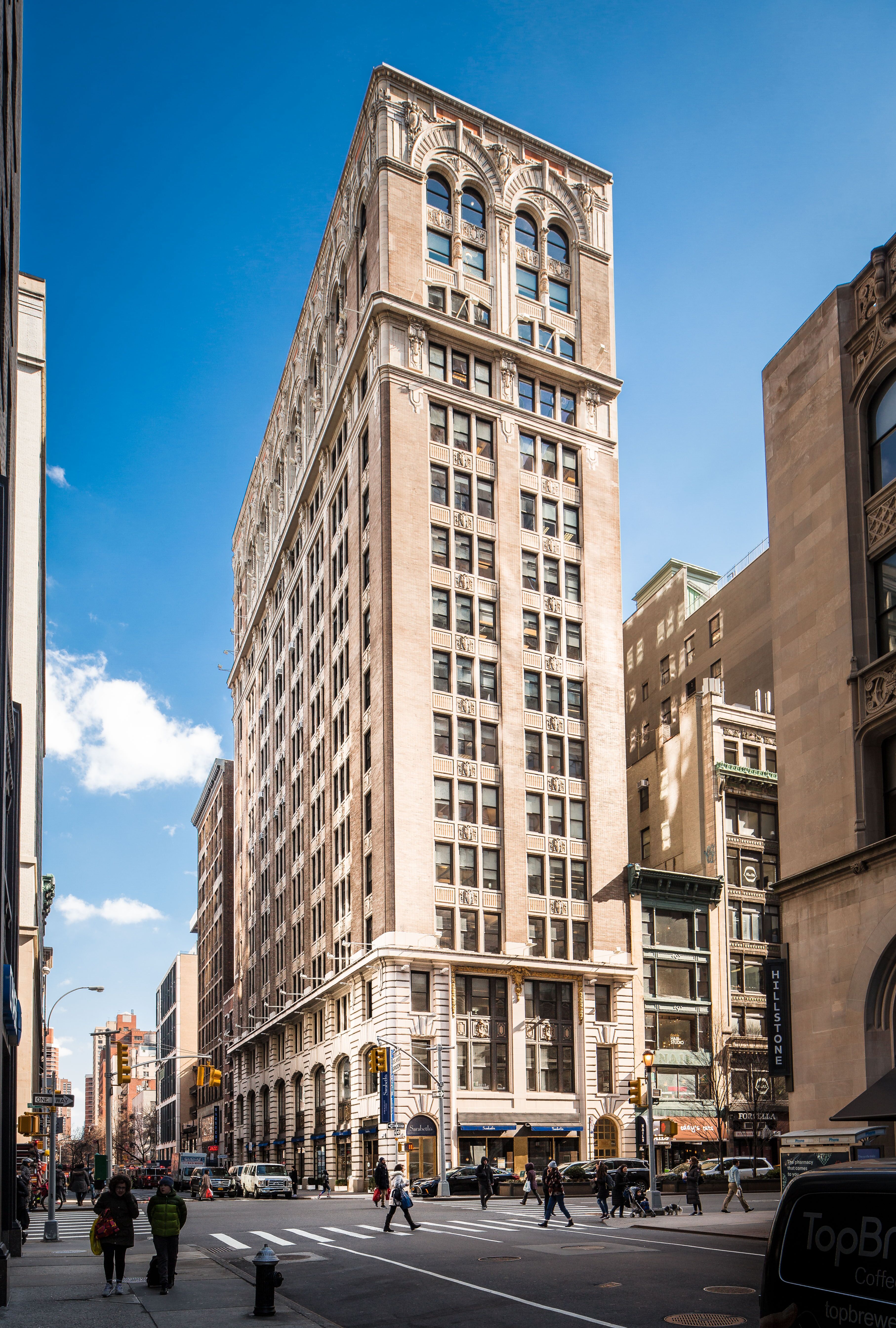 Health Care Ad Agency Takes Williams Lea Tag Space at 381 Park Avenue ...