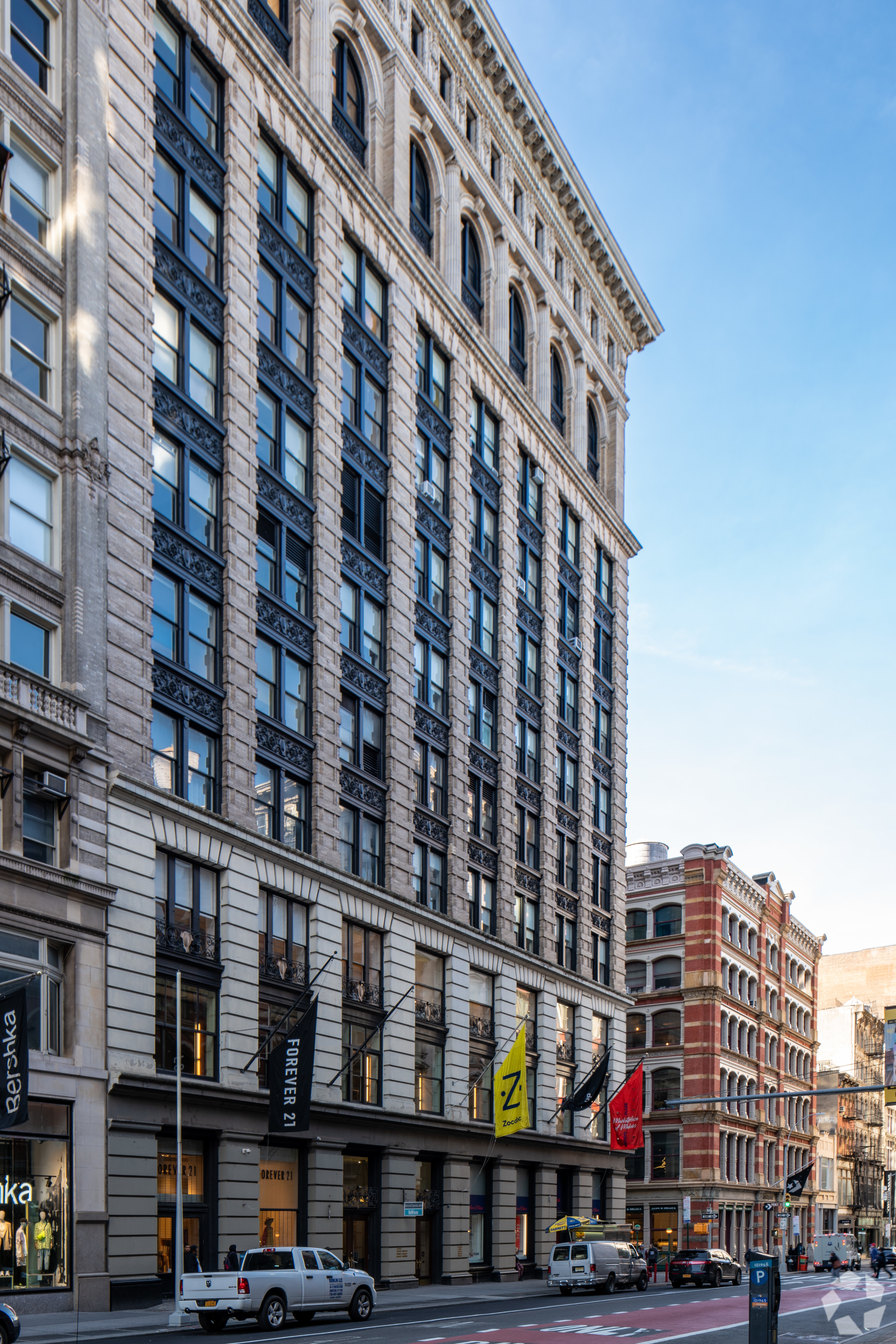 Value of Soho s Prince Building Tumbles 130M After Artists