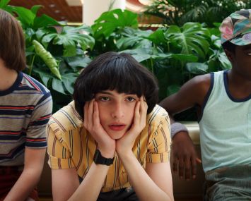 Stranger Things actors in Starcourt Mall.