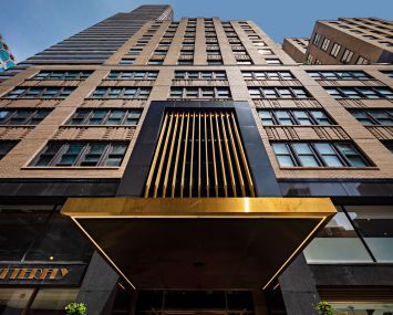 The new entrance to 10 Grand Central on East 44th Street.