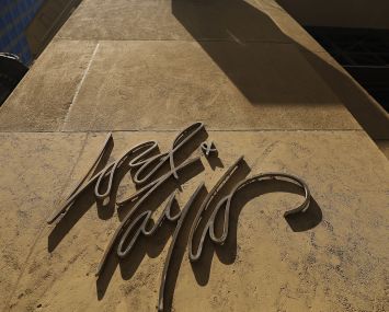 Lord & Taylor will be sold to Le Tote for $100 million.