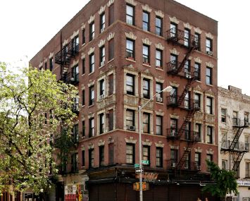 500 East 11th Street, one of the portfolio properties.