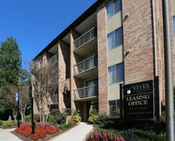 Vista at White Oak Apartments
