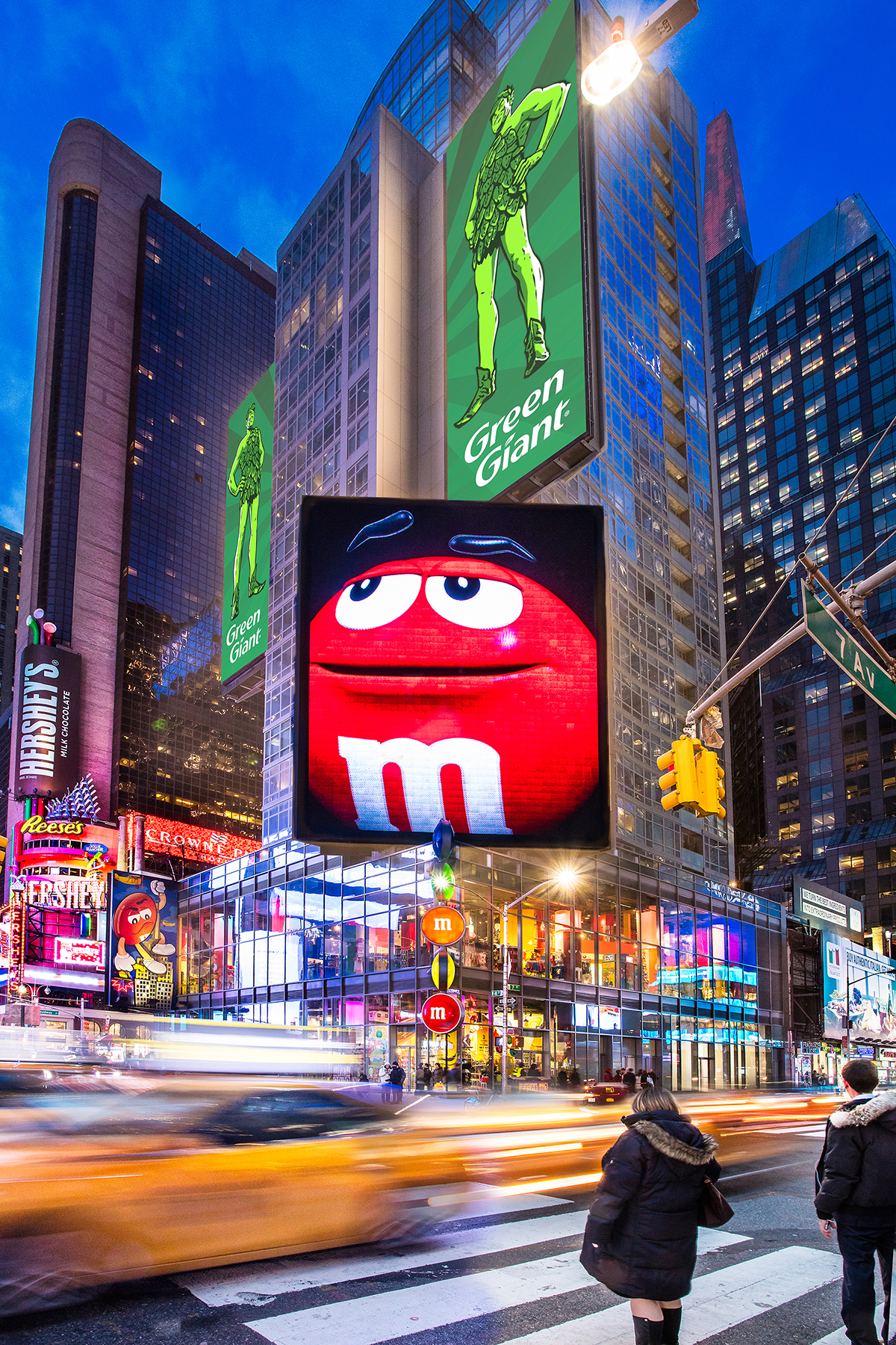 M M S World And Olive Garden Renew In Times Square Commercial