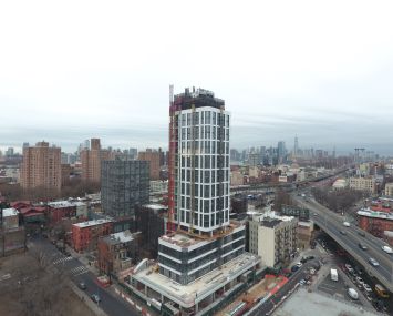 the dime williamsburg construction photo