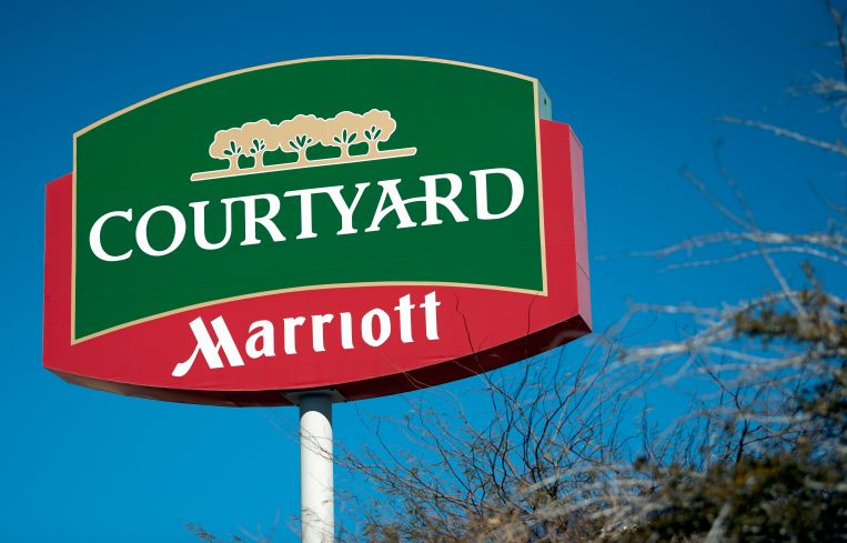 A Courtyard by Marriott sign.