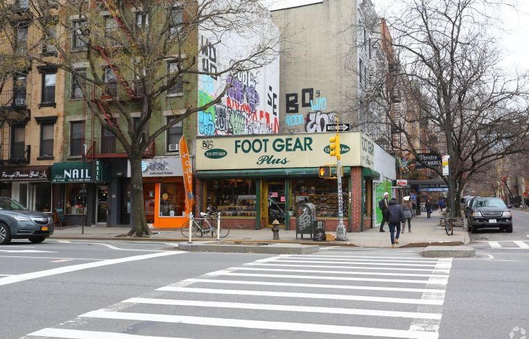 131 First Avenue in the East Village where Brooklyn Chop House is moving.