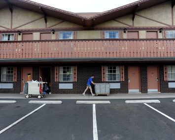 Americas Best Value Inn.