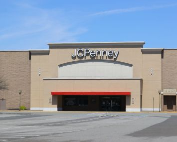 A closed JCPenney department store in New Jersey.