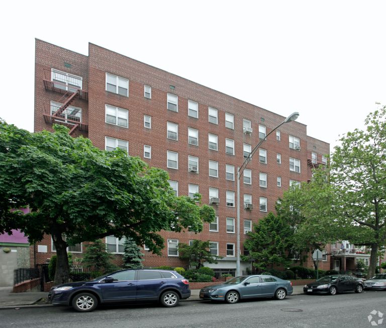 Fat Albert Owner Picks Up Bay Ridge Apartments for 17M Commercial