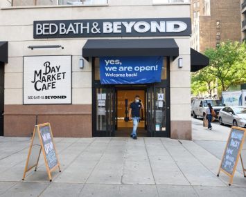 Bed Bath & Beyond