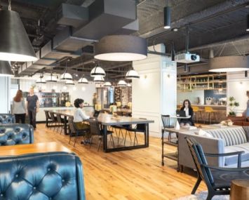 The common area at Studio Rockefeller Center