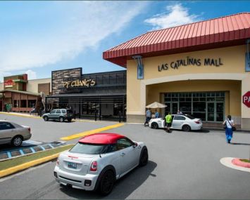 Las Catalinas Mall.