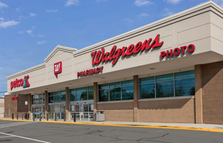 225 Maple Avenue East