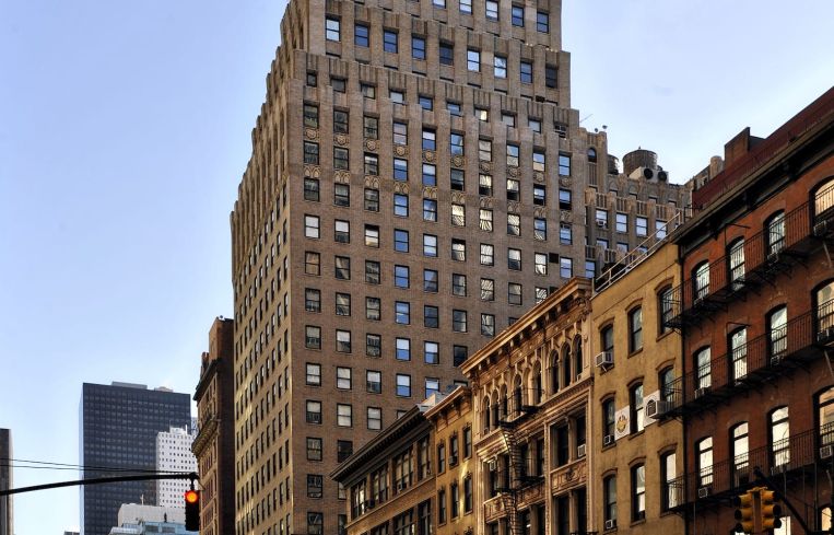 1040 Avenue of the Americas