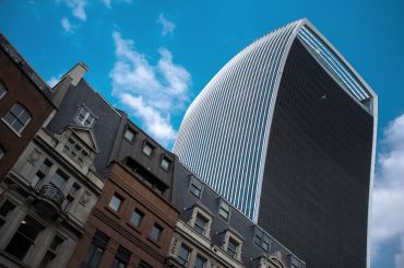 The so-called Walkie Talkie Tower at 20 Fenchurch Street in London was derided early on for the scorching glares that its glass produced.