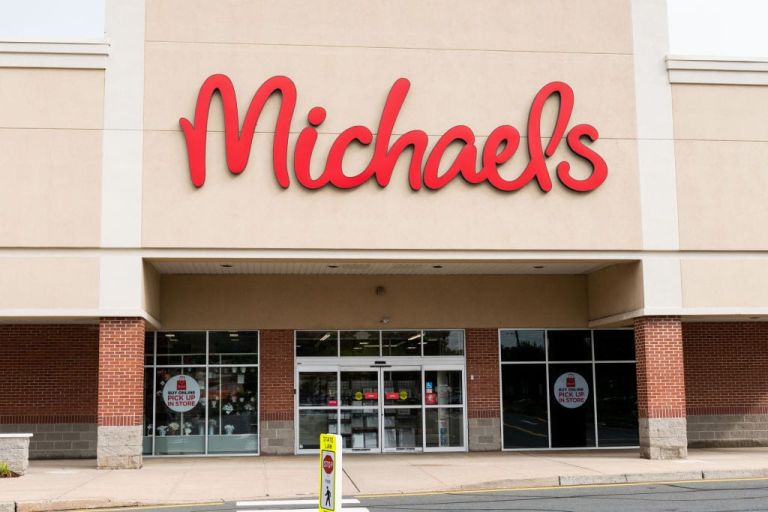 Michaels Going Private After $3.3B Apollo Global Buyout – Commercial ...