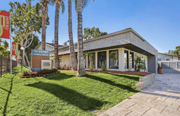 The property is located at 1316 South Meadow Lane.