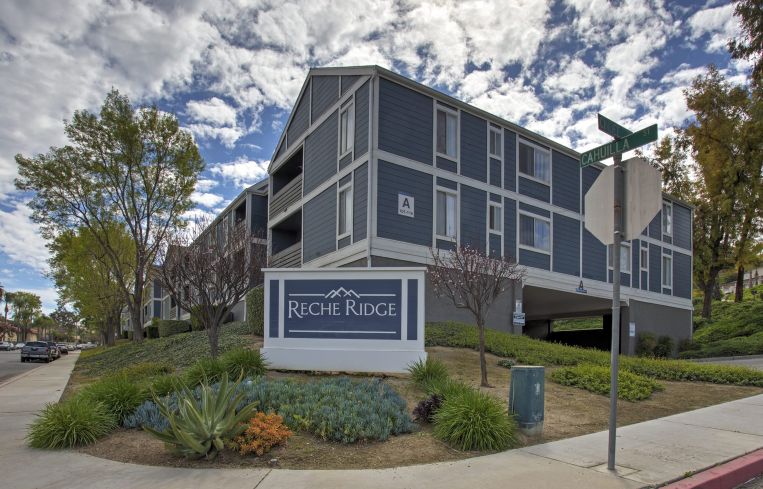 Reche Ridge is a three-story, Cape Cod-style community at 2270 Cahuilla Street.