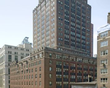200 Madison Avenue.