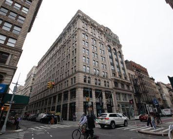 524 Broadway.