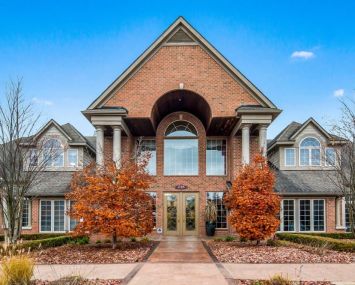 Central Park Estates is a 254-unit townhome style apartment community in Novi, Mich.
