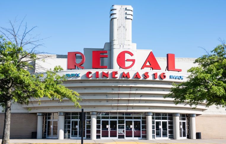 Front entrance to Regal Cinemas 16.