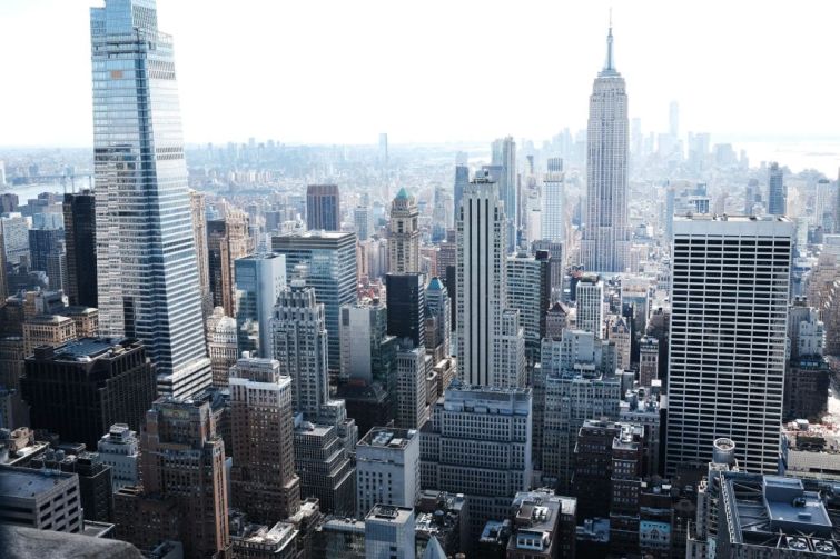 Manhattan's Midtown Offices Remain Largely Empty As Businesses Begin To Consider Returning