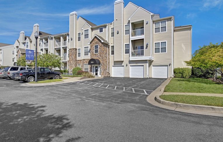 2800 Ashfield Drive