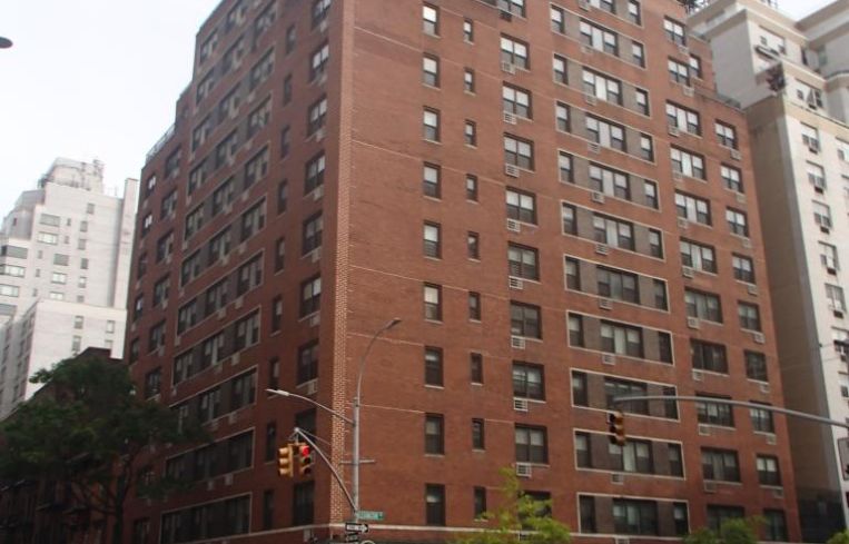 The co-op building that hosts the Duane Reade at 1235 Lexington Avenue at its base.