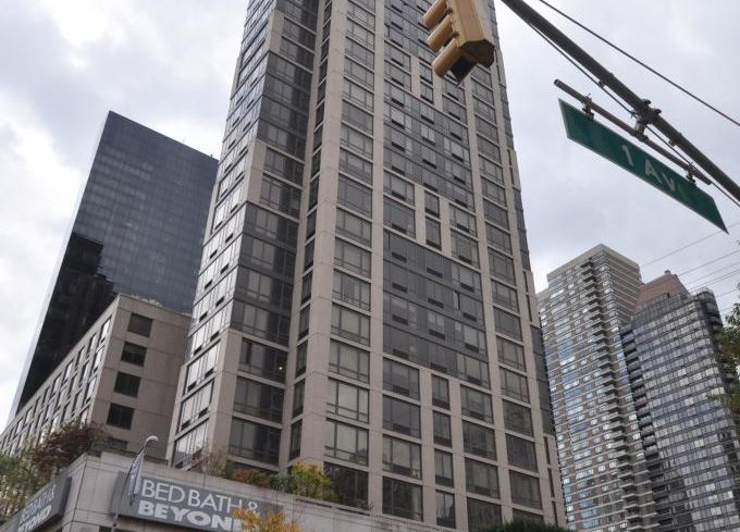 410 East 61st Street, with the retail property at the base.