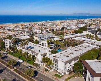 Playa Pacifica was built in 1972 on four acres at 415 Herondo Street.