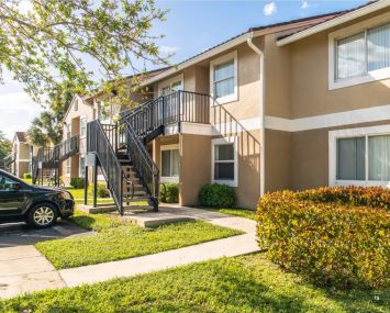 Sunny Lake Apartments.