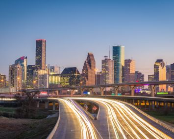 The Cendana District West Apartments are only a half hour drive from downtown Houston.