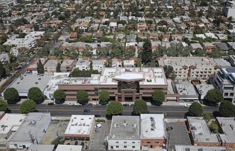 The developers will renovate the Gensler-designed, three-story property, which is 88 percent leased at 150 North Robertson Boulevard on a 0.92-acre parcel.