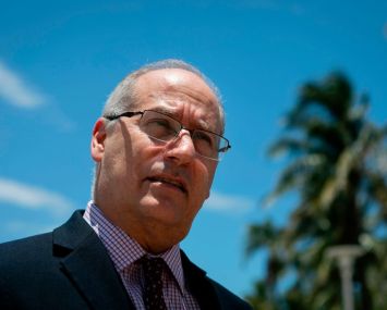 Miami Beach Mayor Dan Gelber.