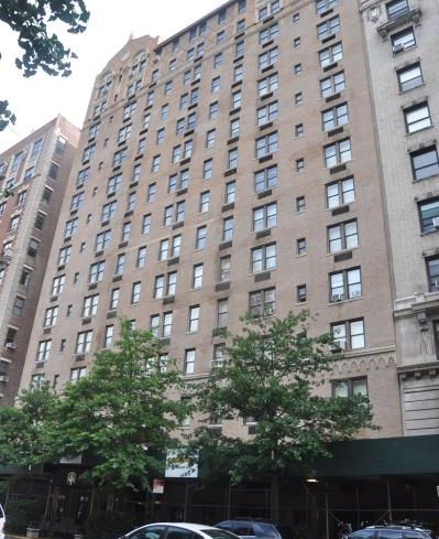 The grey exterior of the Excelsior Hotel at 45 West 81st Street.