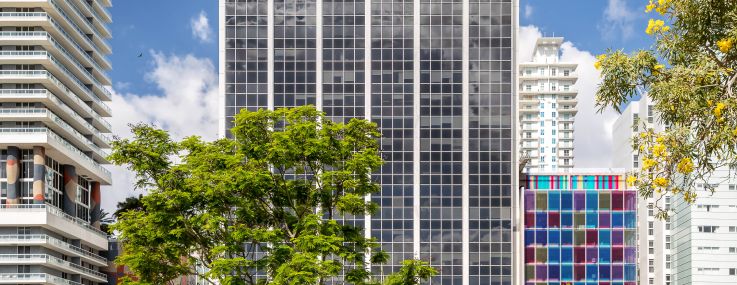 100 Biscayne.